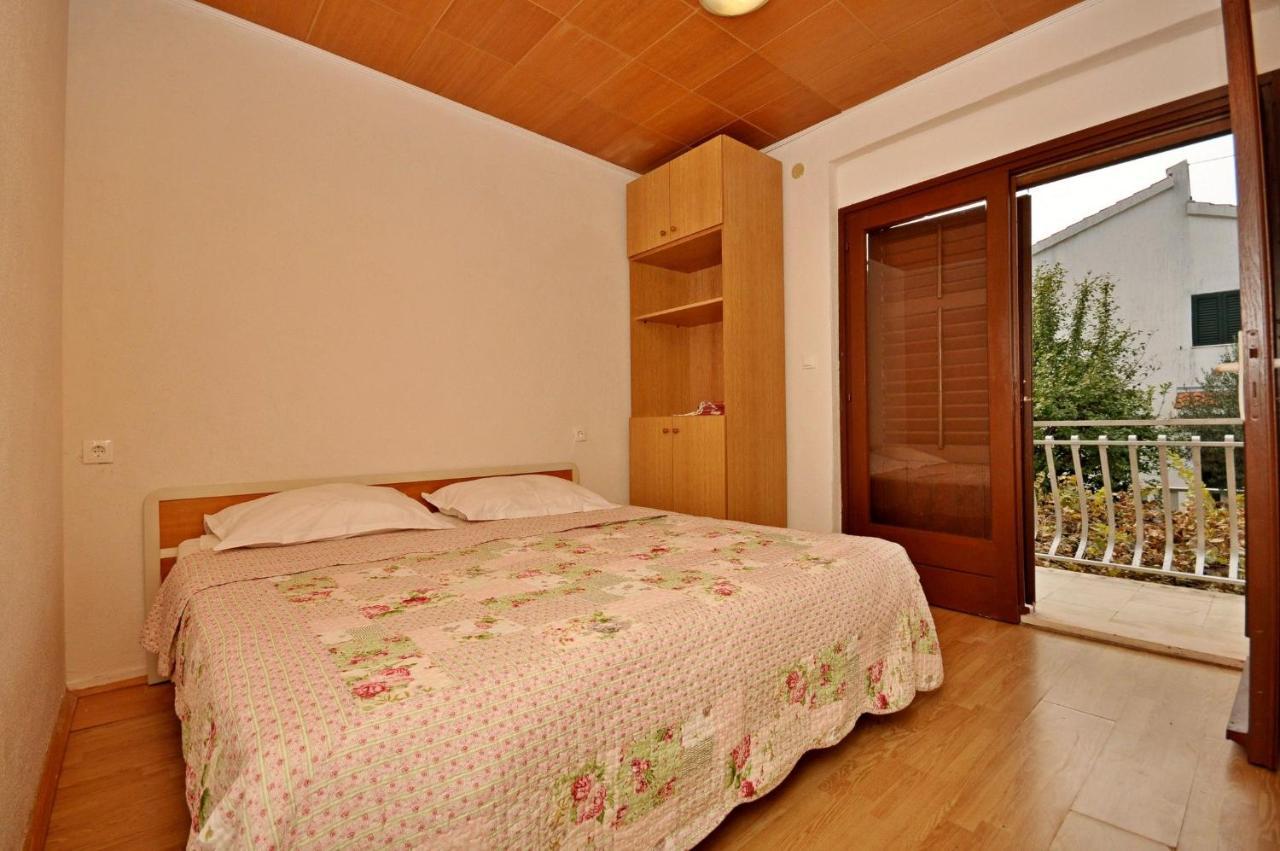 Apartment Jakov Donji Okrug  Exterior photo